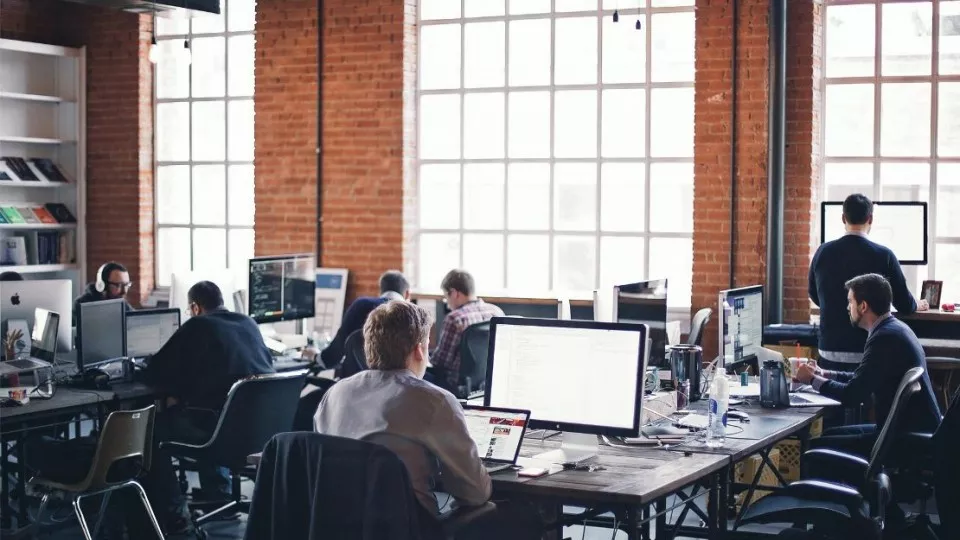 Как выбрать веб-студию в Жирновске по кейсам